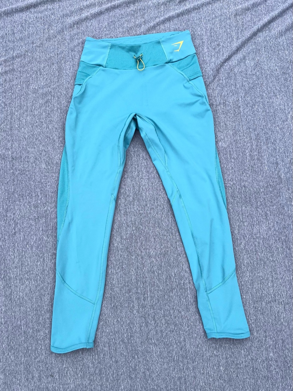 Gymshark Pulse Leggings - Women’s Small - Leggings with Pockets!